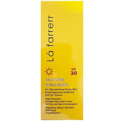 کرم ضد آفتاب و ضد لک بی رنگ SPF30 لافارر مخصوص پوست های چرب و مستعد آکنه
